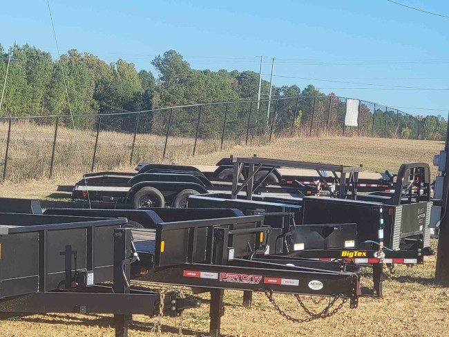 Flatbed Trailers in Saucier, Mississippi